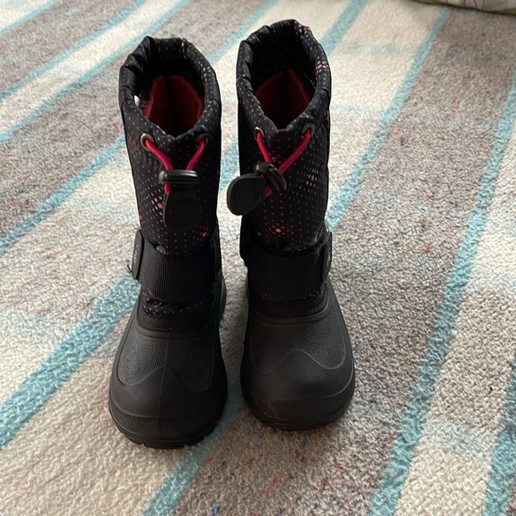 Kamik Toddler size 9 EUC boots - Picture 2 of 5
